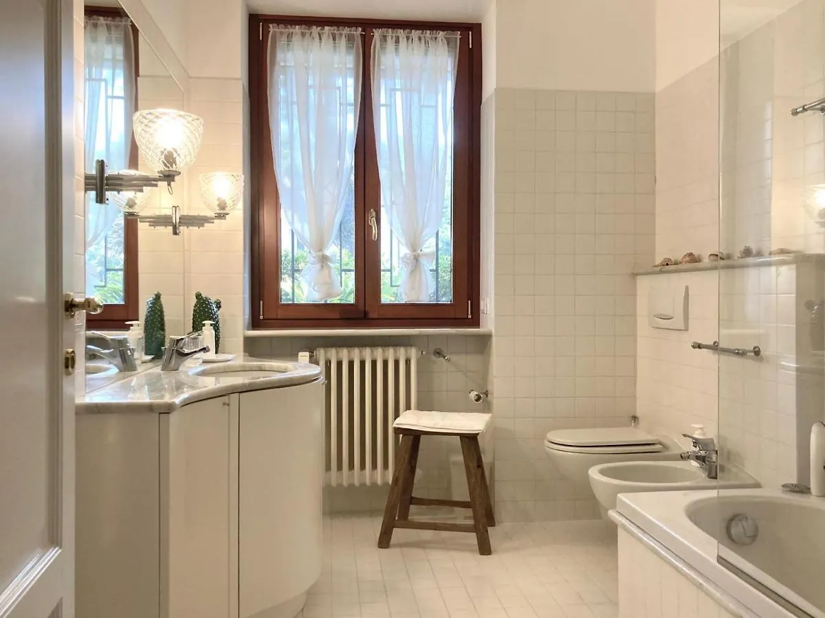 Maison Montello Varese 0*,
